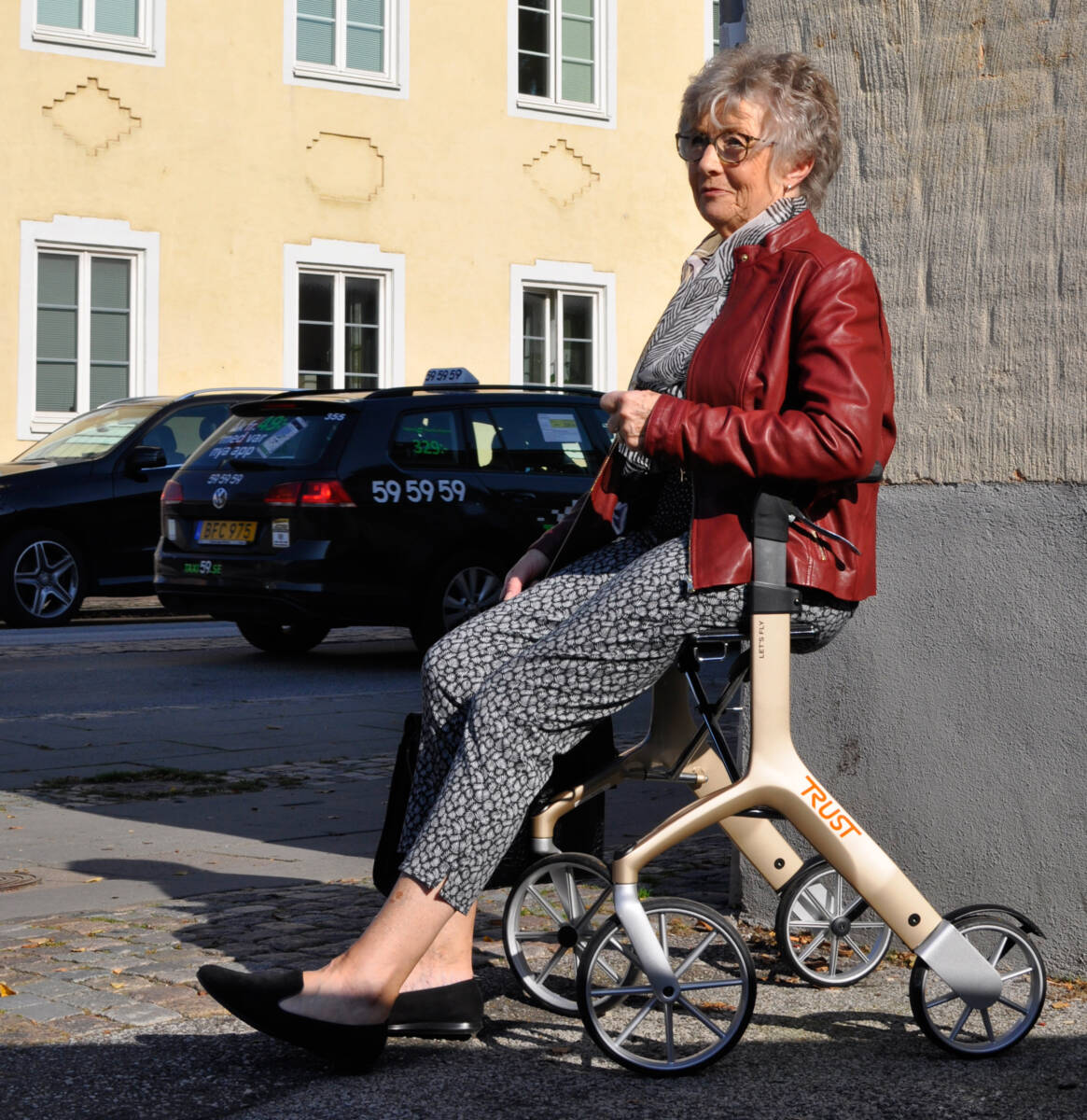Rollator Let’s Fly: Premium, léger et design – Image 3